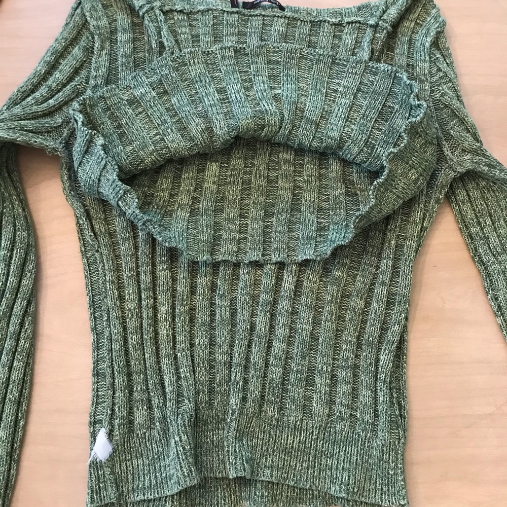 Awesome Daisy Fuentes sweater